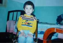 袁弘童年照