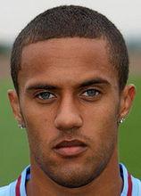 韋恩&middot;內維爾&middot;勞特利奇