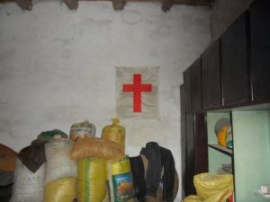 三贖基督信徒家中