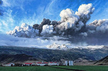 愛爾蘭一家農場附近拍攝到的火山灰黑雲