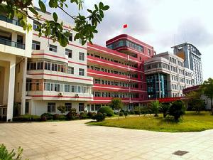 東港中學 東港中學