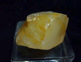 溪管田石 溪管田石