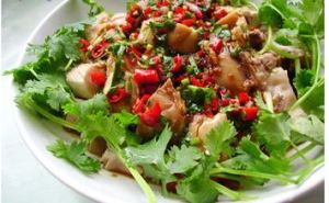 蒜泥兔丁 蒜泥兔丁