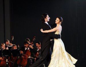 《春之聲圓舞曲》 《春之聲圓舞曲》