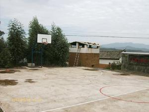 大瓦鍋村文化教育-籃球場