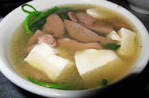 豬肝豆腐湯 豬肝豆腐湯