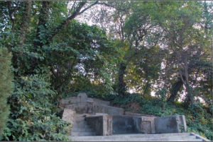 李子長墓 李子長墓