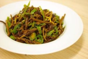 尖椒茶樹菇 尖椒茶樹菇