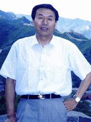 楊忠[東北師範大學原副校長、博士生導師]