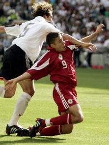 維爾帕科夫斯基斯被鮑曼侵犯