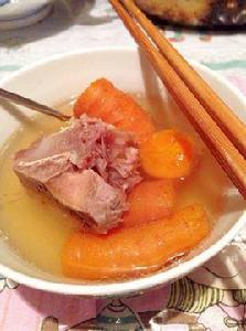 胡蘿蔔牛骨湯 胡蘿蔔牛骨湯