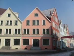 呂梁育星中學 呂梁育星中學