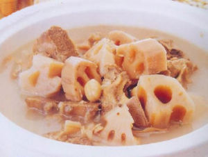 蓮藕紅棗豬骨湯 蓮藕紅棗豬骨湯