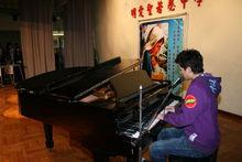 王凱駿參加Yes School Tour勇闖校園活