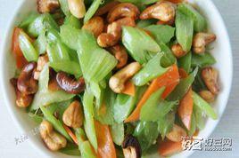 胡蘿蔔炒果仁 胡蘿蔔炒果仁