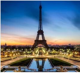 花都[法國首都巴黎的美稱]