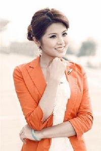 張霓[長沙移動電視節目主持人]