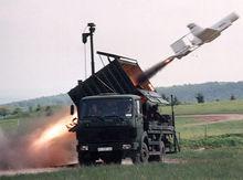 發射中的KZO型無人機