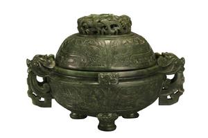 清獸銜環耳青玉簋 清獸銜環耳青玉簋