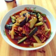 黃瓜炒香腸 黃瓜炒香腸