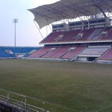 龍泉足球場 龍泉足球場