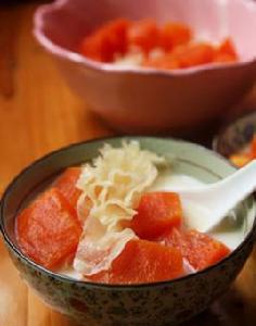 木瓜雪耳燉牛奶 木瓜雪耳燉牛奶