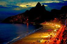 夜晚的里約沙灘