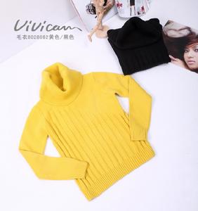 女士高領毛衣展示