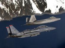 F-15與F-22