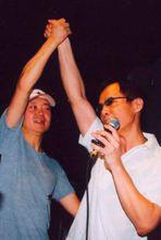 2002年8月7日，崔健與羅大佑在真唱運動