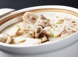 薏米蓮藕豬骨湯 薏米蓮藕豬骨湯