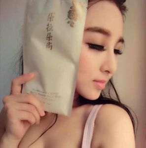朵拉朵尚茶釀多肽超薄面膜
