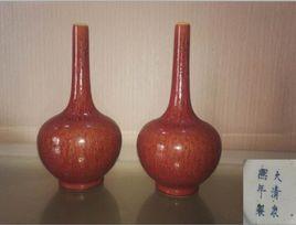 豇豆紅釉長頸膽瓶 豇豆紅釉長頸膽瓶