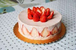 草莓優酪乳慕司蛋糕 草莓優酪乳慕司蛋糕