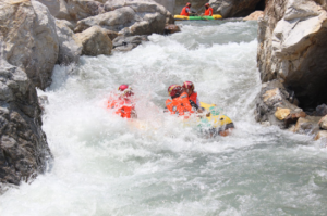 神農架火焰山漂流 神農架火焰山漂流