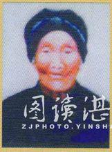 王奇給自己母親畫的回憶像