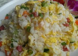 米飯炒雞蛋 米飯炒雞蛋