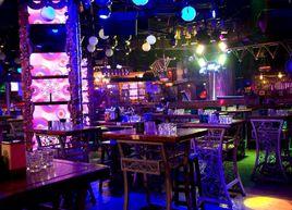 上上酒吧 上上酒吧