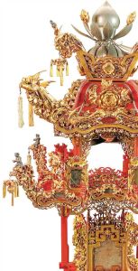 “萬工轎”的三層轎頂局部