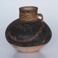 網紋波紋單耳彩陶壺