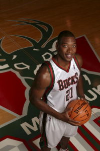 鮑比-西蒙斯 鮑比-西蒙斯