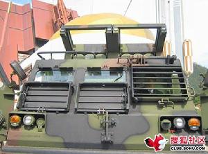 M270式227毫米多管火箭炮