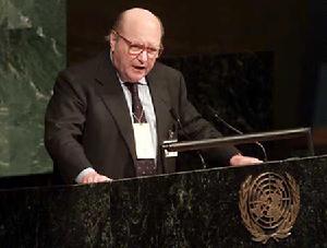 雷納托&middot;魯傑羅