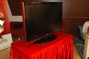 網路模卡電視應運而生，家庭生活進入“雲娛樂”時代