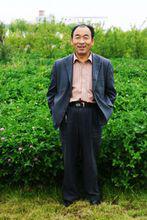 李文東[嘉峪關市職工書畫研究會會長]