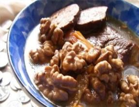 首烏鹿筋水鴨湯 首烏鹿筋水鴨湯