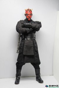 達斯&middot;摩爾