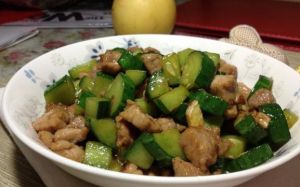 蚝油黃瓜釀肉 蚝油黃瓜釀肉