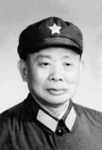 周龍[青海省軍區原副司令員、老紅軍]