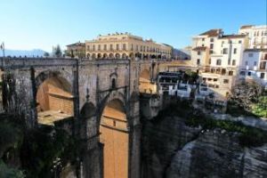 懸崖小鎮 懸崖小鎮